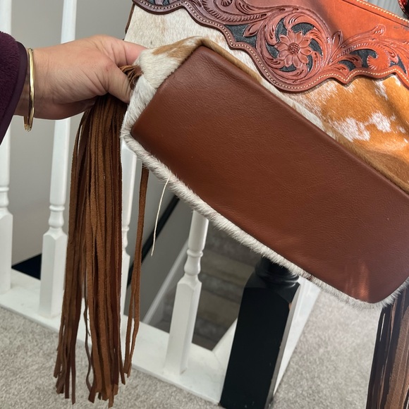 Myra Bag  fringe cowhide leather extra large Crossbody/tote bag gorgeous - Picture 5 of 12